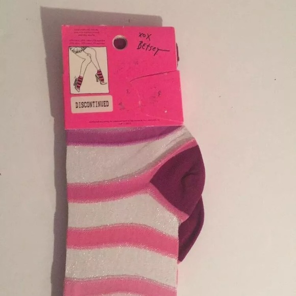 BETSEY JOHNSON Mesh STRIPED Pink Socks SIze 9-11 - Picture 2 of 3